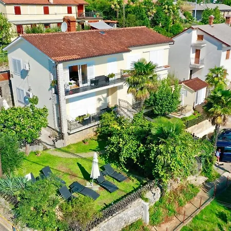 Kaki Nur 5 Minuten Uber Die Treppe Zum Strand, Mit Fantastischer Aussicht Und Freiem Parken Apartment Opatija