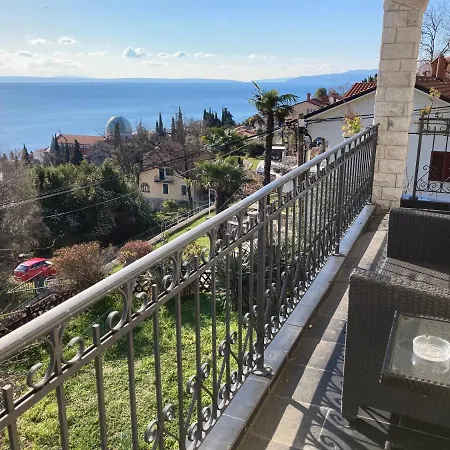 Kaki Nur 5 Minuten Uber Die Treppe Zum Strand, Mit Fantastischer Aussicht Und Freiem Parken Opatija