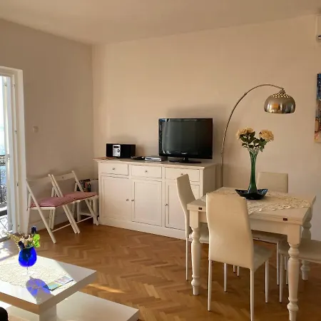 Kaki Nur 5 Minuten Uber Die Treppe Zum Strand, Mit Fantastischer Aussicht Und Freiem Parken Apartment *
