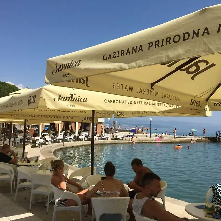 Kaki Nur 5 Minuten Uber Die Treppe Zum Strand, Mit Fantastischer Aussicht Und Freiem Parken Apartment *